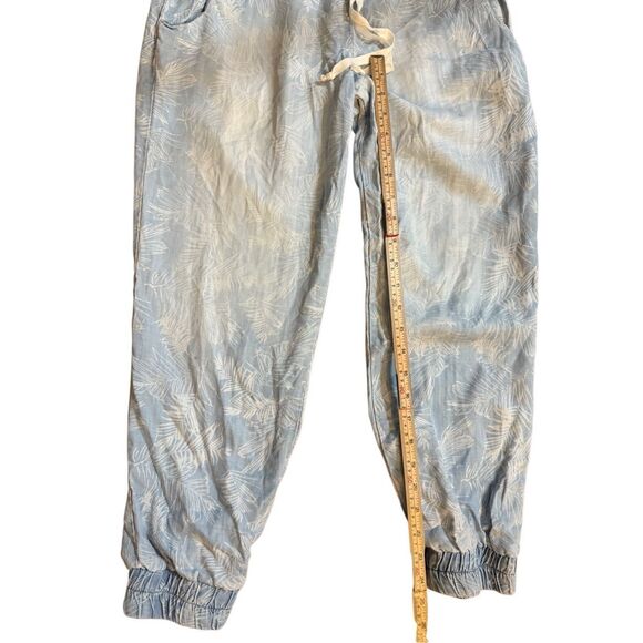 Anthropologie Cloth & Stone Denim Drawstring Lightweight Joggers Tropical Leaf P - Picture 6 of 10